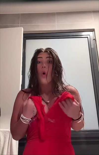 I need to find a friend like this so I can goon my brains out to her every day