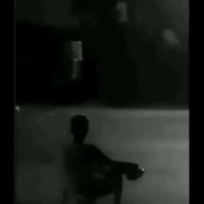 Travis scott when u/bombbeijing123 blocks him on Spotify