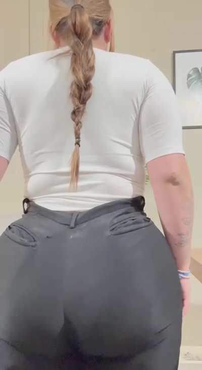 I'm really farting, oops