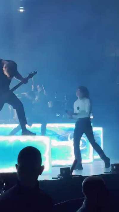 Dear Diary (Milan show) THOSE VOCALS 😩