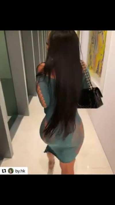 That shit just RIDICULOUS 🍑🥜🐿