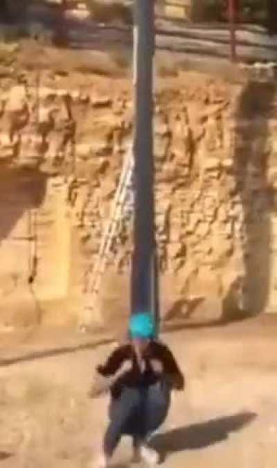A little bungee jump doesn't go as expected