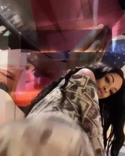 Twerk dat Thang 🍑