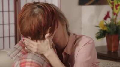 Alexis Fawx Makes Out with Bree Daniels