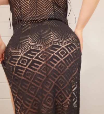 If I shake my ass like a good girl, will you give me your bone?