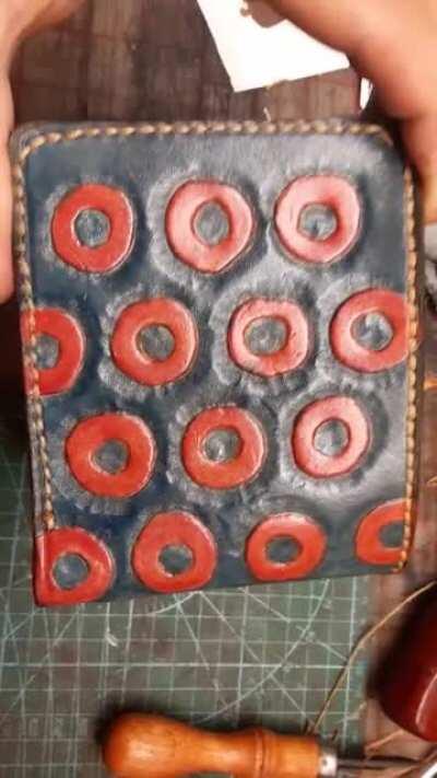 Made this wallet over the past few days. Let me know what you plans think