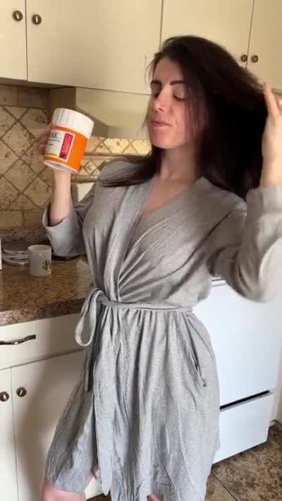 Coffee and titty reveals are a perfect combo ☕️✨