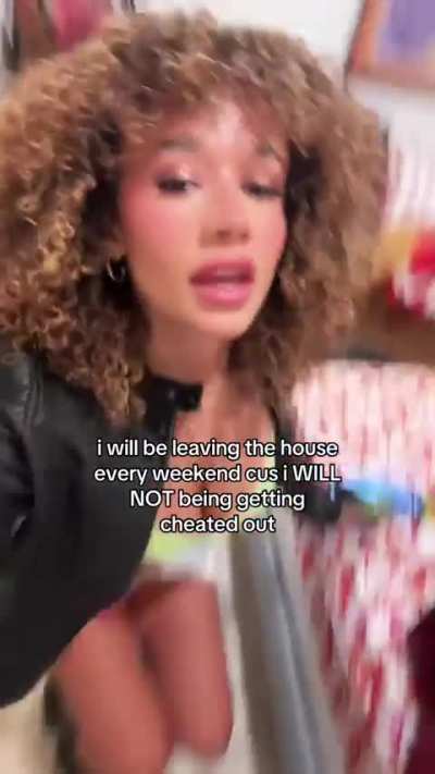 She definitely knows what she's doing🍼💦