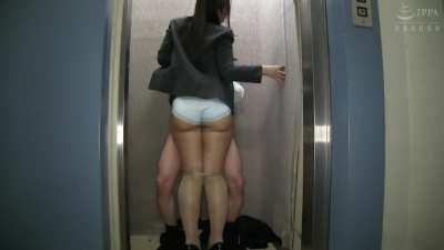 Tsukada Shiori thighfuck