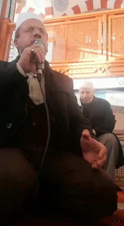 Masjid uncles be like: