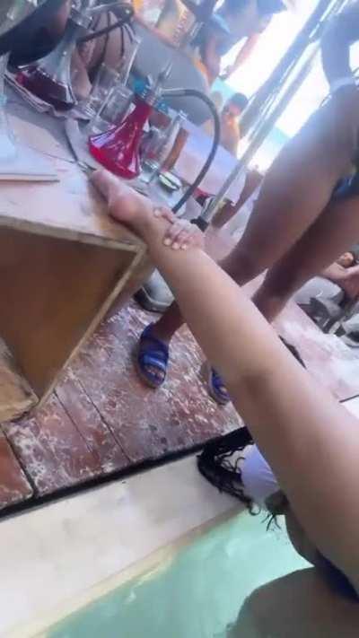 A1NANIE 🍑 wyldin out