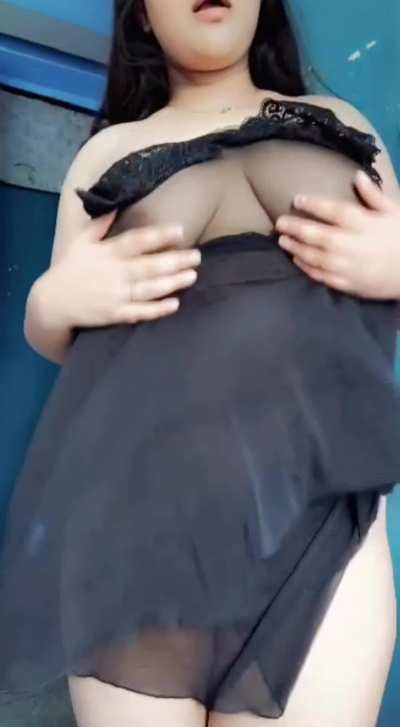 Do you want to have morning coffee ☕ with a desi whore 🌸🙈.