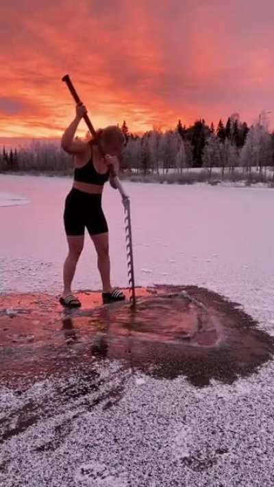 Горячая баба