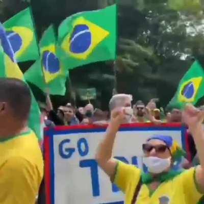 Cloroquiners se aglomeram na Av. Paulista contra Dória e a Vacina (que ainda nem tem de fato)