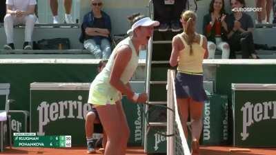 Juniors are something else 💀