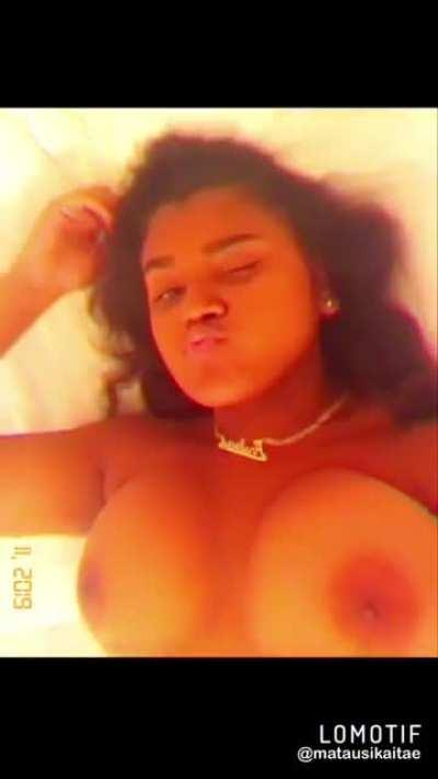 Gotta love them freaky girls 🥵