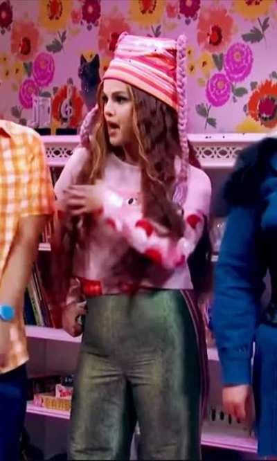 Every little thing she does is magic..