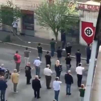 Daylight fascist meeting in Rome