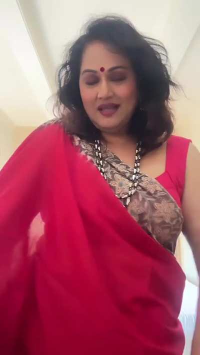 Surekha Kudchi 🥵😈