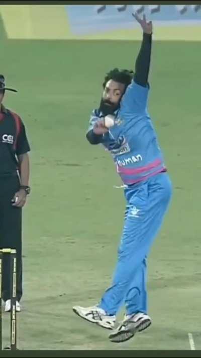 WE ALL R FORGETING A BOWLING LEGEND THAT IS YET TO PLAY AN INTERNATIONAL MATCH