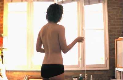 Mary Elizabeth Winstead - 1 of 2 All about Nina - Looped, Slowed, Cropped, Over Brightened, RIFE'd and AI'd