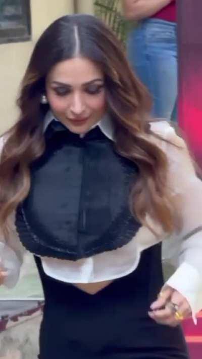 Malaika Arora Looking So Beautiful Woww....😍👌♥️