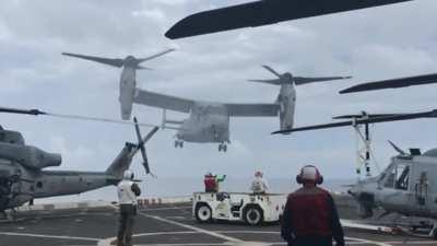 USS Greenbay MV-22 Osprey Crash August 5, 2017 [Video]