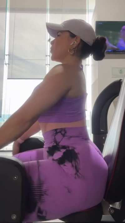 Emme Cavazos (@emme.cavazos)