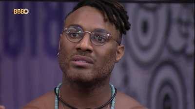 Dr. Fred pediu a palavra, falou tudo que tava engasgado desde ontem e terminou assim: