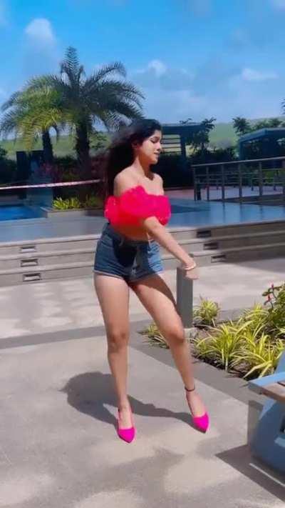 Prachi Kadam - Pink Top and Blue Denim Shorts Video 1
