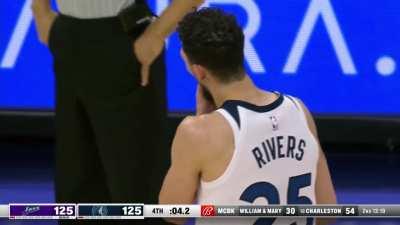 [Highlight] Austin Rivers gets called for the foul which puts Clarkson at the line leading to the eventual Jazz win