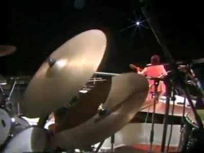 José Feliciano playing Purple Haze (1985)