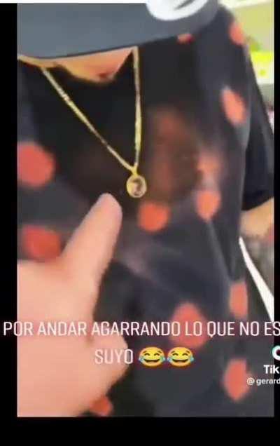 Cuando roomie es sensible termina ofendido...