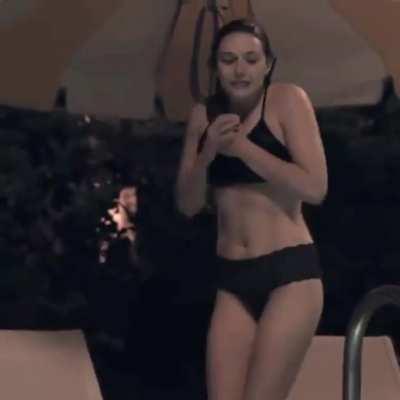 Elizabeth Olsen in bikini