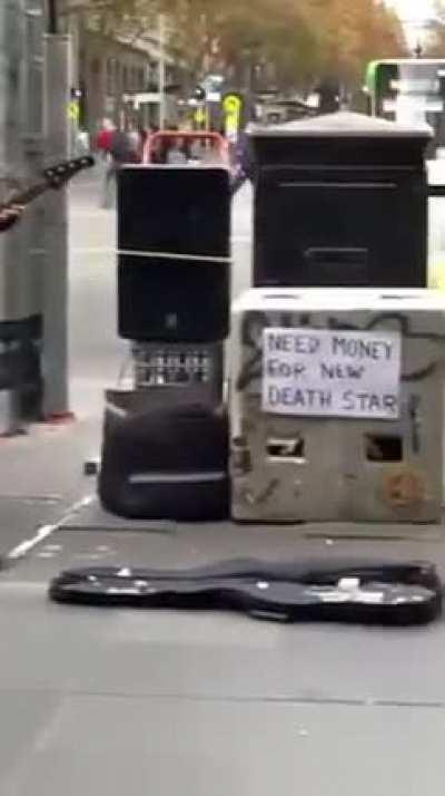 Дарт-Вейдеру нужна помощь