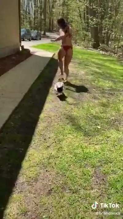 GET HER JERRYYYYY GET HERRRR