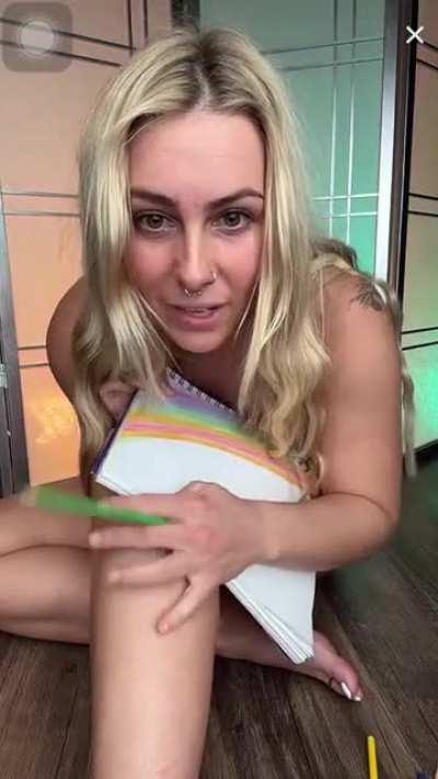 @moodyfeet was live!!