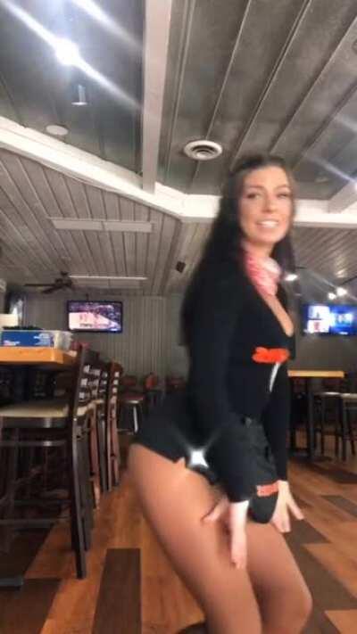 Looks like Kate Beckinsale