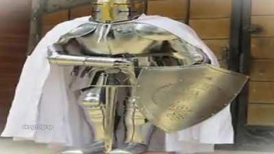 Was going threw an art table in a discord server and found this…?