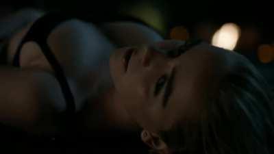 Kiernan Shipka is so hot