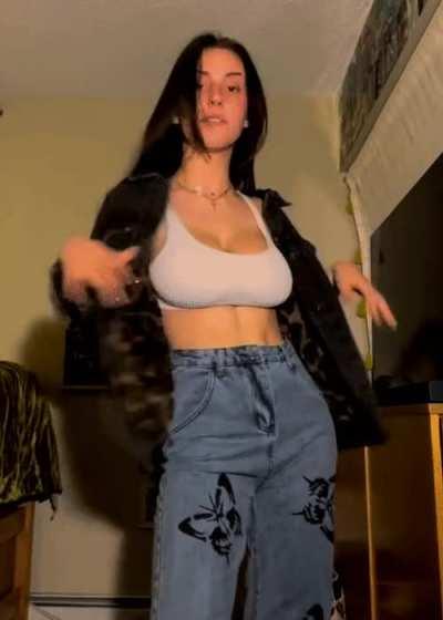 Top tier tits (gif)
