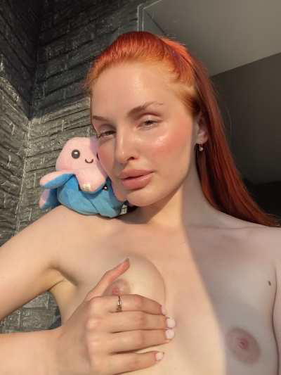 Your favorite naughty redhead (F18)