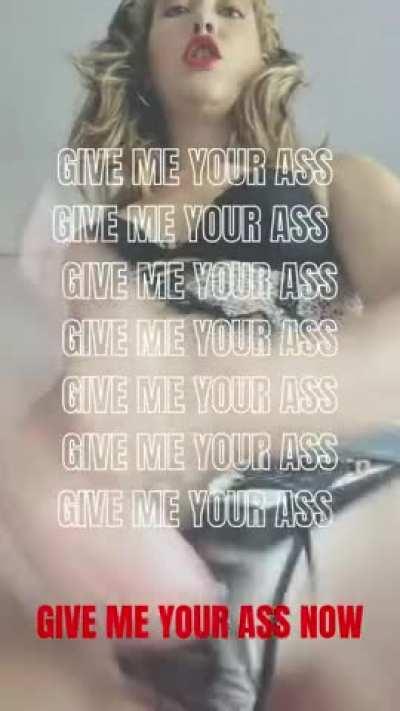 Im taking that tiny little ass as is mine already