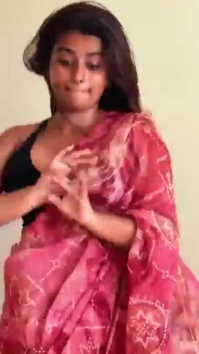 Suhu khan pallu drop🥵🍒