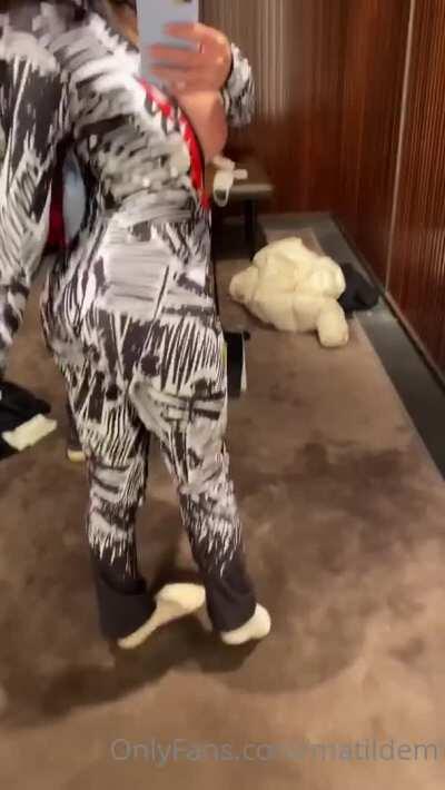 Check comments for the latest collection of this wild chick 👅 💋 ( NOV updated ) 💦