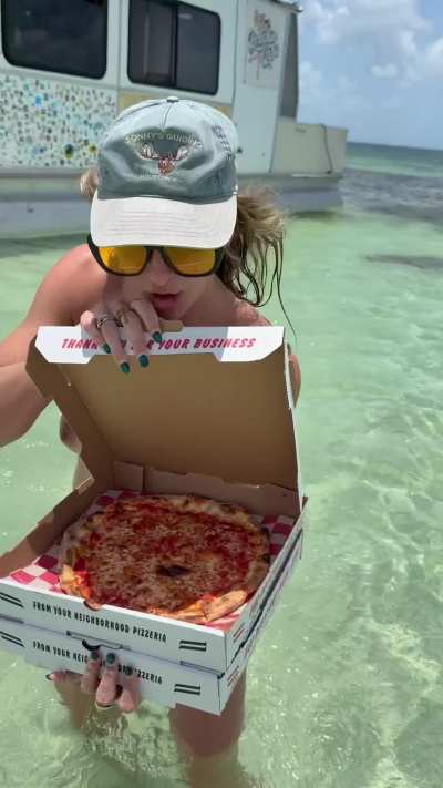 Picking up a pizza in the nude