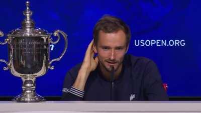 Medvedev on his special Fifa celebration: “I got hurt a little, it’s not easy to make it on hard court. But I’m happy I made it legendary for myself.”