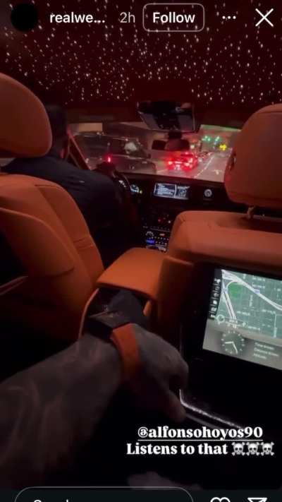 Breaking news: 41 year old ❄️ addict flirts with 24 year old hooker and insults Elite team member’s heritage