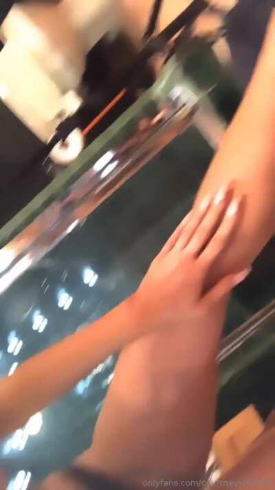 Damn, I wanna suck her titties