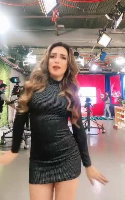 Tania Gomez-Weather Girl on Cada Mañana Azteca 7 in Mexico